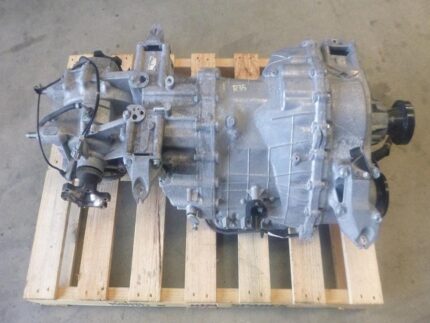 Nissan R35 GTR GT-R VR38DETT 6 Speed Dual Clutch Transmission Gearbox GR6 J062