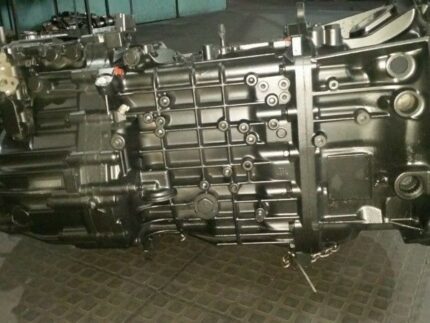 Nissan UD330 gearbox